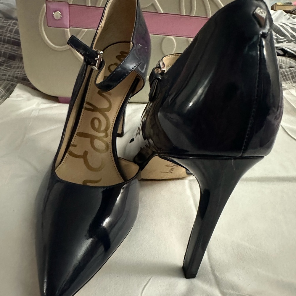 Sam Edelman pointy strap heel, Navy Blue..